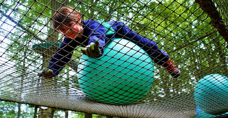 renze op een van parcours aventure parc waver
