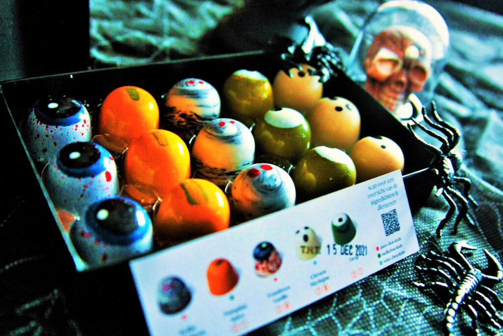 halloween chocolade halloween trick or treat chocoladebezorgd jawszie bites royal donuts vilvoorde halloween donuts halloween cookies (2)