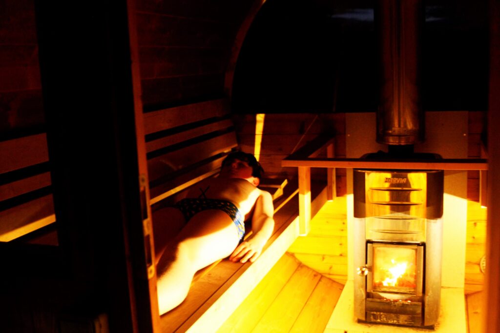 Leie cabin origineel overnachten Deinze roulotte pipowagen buitengewoon overnachten Belltent uniek overnachten wellnessovernachting (2)